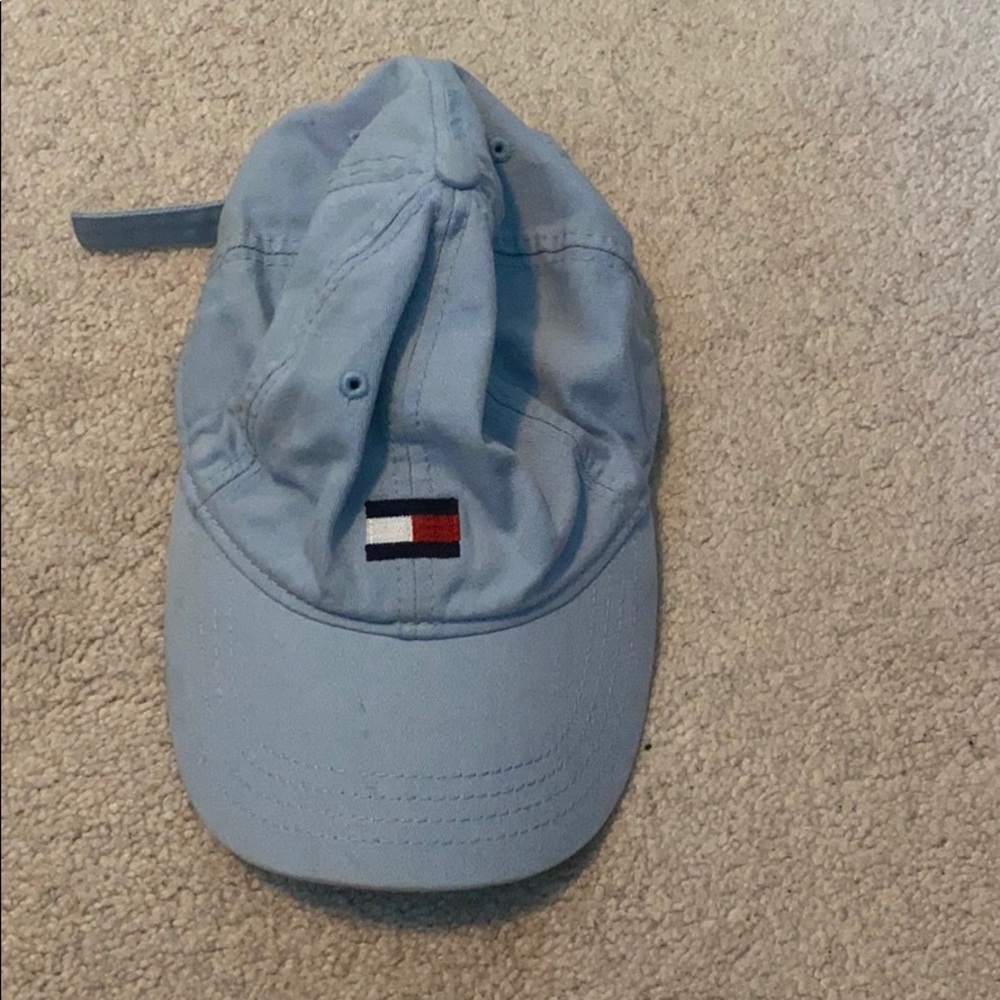Light blue Tommy Hilfiger baseball cap